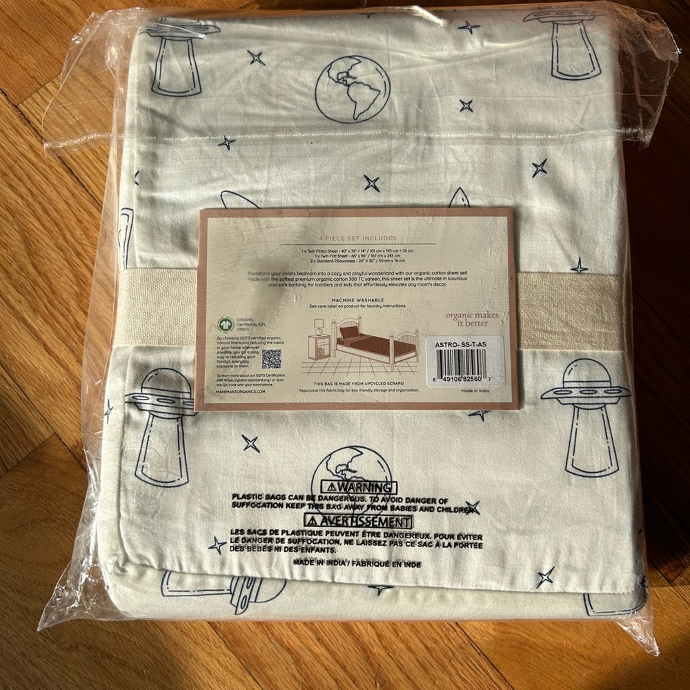 NWT Organic Cotton Astro Twin Sheet Set by MakeMake organics - Picture 5 of 6